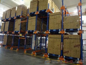 陜西大倉貨架廠 專業(yè)批發(fā)穿梭式與重型倉儲(chǔ)貨架，助力西安及陜西貨物進(jìn)出口高效流轉(zhuǎn)